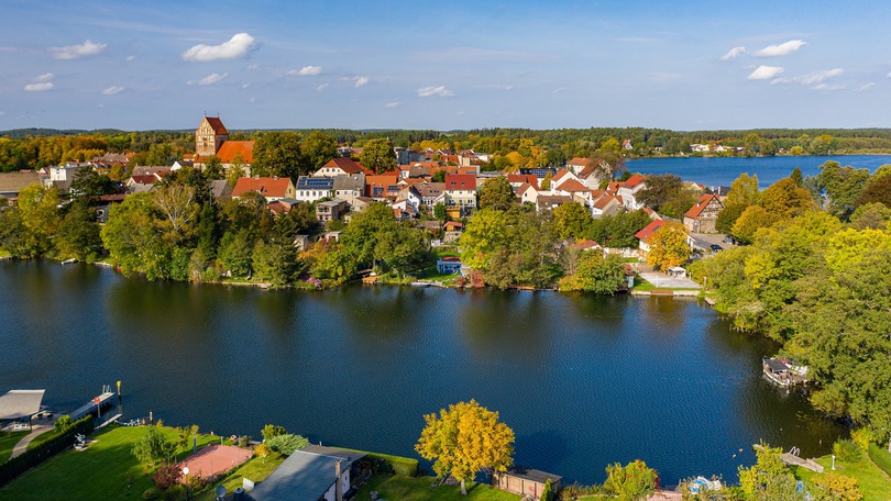 Blick auf die Stadt Lychen in der Uckermark, Land Brandenburg Blick auf die Stadt Lychen in der Uckermark, Land Brandenburg