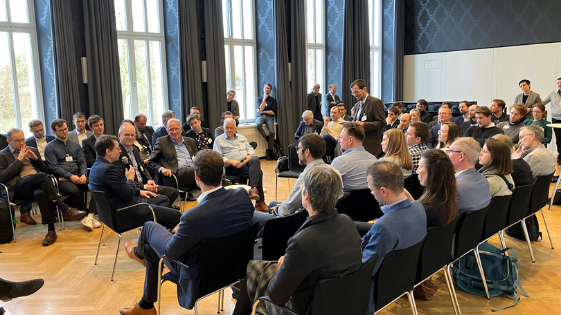 Fotos zur Fachtagung „Forschung und Technologie für Autonomes Fahren“ Fotos zur Fachtagung „Forschung und Technologie für Autonomes Fahren“