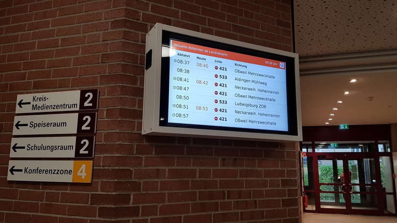 Dynamische Fahrgastinformationsanzeiger in Verwaltungsgebäuden des Landkreises Ludwigsburg Dynamische Fahrgastinformationsanzeiger in Verwaltungsgebäuden des Landkreises Ludwigsburg