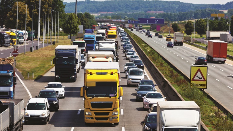 Verkehr auf einer Autobahn Verkehr auf einer Autobahn