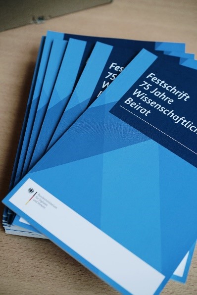 Festschrift 75 Jahre Wissenschaftlicher Beirat Festschrift 75 Jahre Wissenschaftlicher Beirat