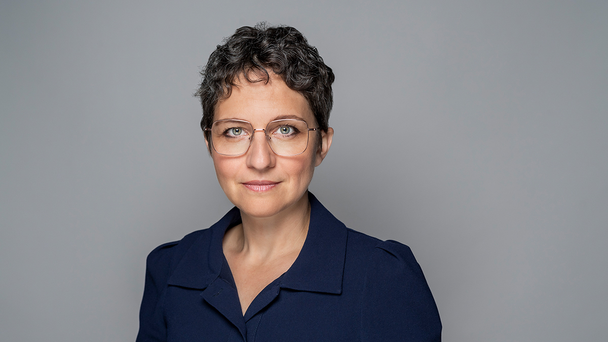 Dr. Claudia Elif Stutz Dr. Claudia Elif Stutz
