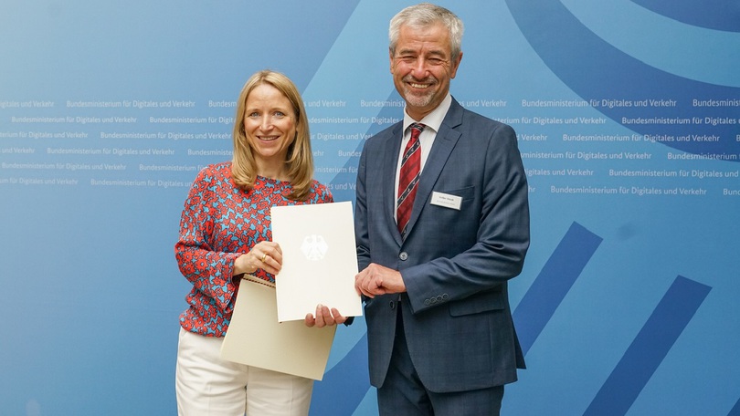 Parlamentarische Staatssekretärin Daniela Kluckert und Volker Dzaak Parlamentarische Staatssekretärin Daniela Kluckert und Volker Dzaak