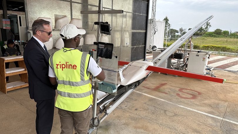 Volker Wissing in Ruanda beim Besuch des Unternehmens Zipline Volker Wissing in Ruanda beim Besuch des Unternehmens Zipline