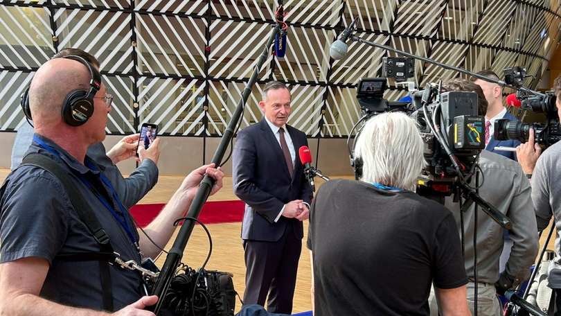 Volker Wissing vor einem Filmteam Volker Wissing vor einem Filmteam