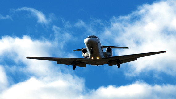 Flugzeug am Himmel Flugzeug am Himmel