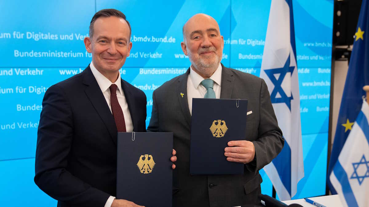 Volker Wissing und der israelische Botschafter Ron Prosor Volker Wissing und der israelische Botschafter Ron Prosor