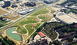 Luftbild Bertold-Beitz-Boulevard mit Landschaftsbauwerk © Gerhard Pühl-Massing Luftbild Bertold-Beitz-Boulevard mit Landschaftsbauwerk © Gerhard Pühl-Massing